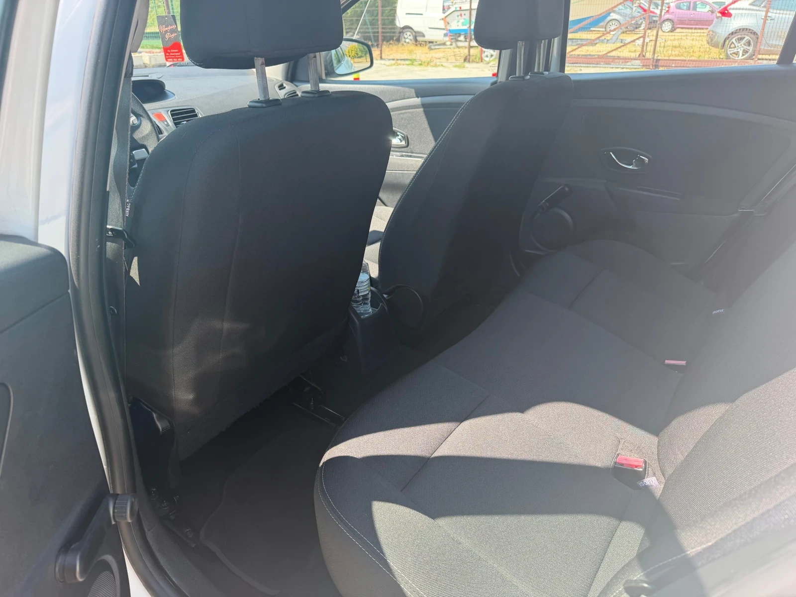 Renault Megane /Напълно Обслужен, снимка 8 - Автомобили и джипове - 55622875