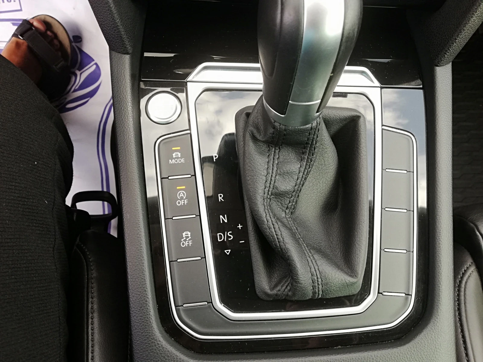 VW Passat 2.0TDI HIGHLINE AVT FUL LED, снимка 17 - Автомобили и джипове - 55895183