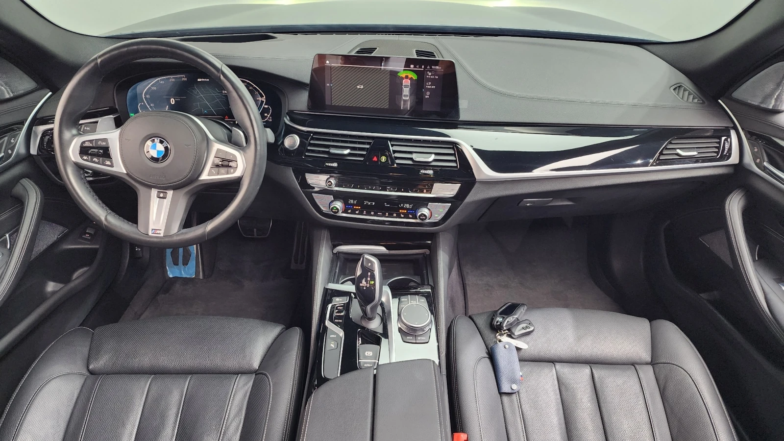BMW 530E M Sport Plug-in Hybrid, снимка 6 - Автомобили и джипове - 56253387