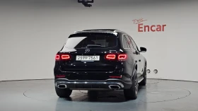 Mercedes-Benz GLC 300 4MATIC* Fully Loaded* ACCIDENT-FREE* , снимка 4