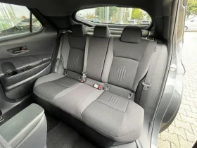 Toyota C-HR 2.0* TEAM-D* CAM* KEYLESS* DISTR* , снимка 13
