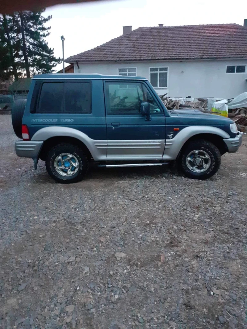 Hyundai Galloper, снимка 4 - Автомобили и джипове - 47263449