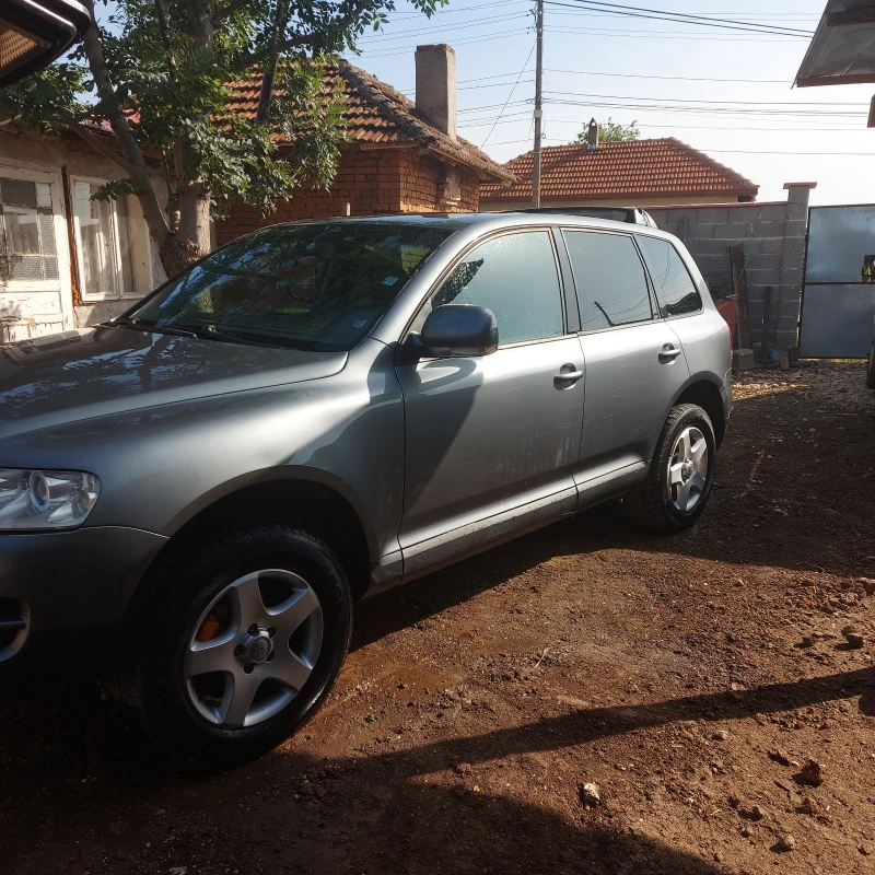 VW Touareg 2, 5, снимка 1 - Автомобили и джипове - 48251558