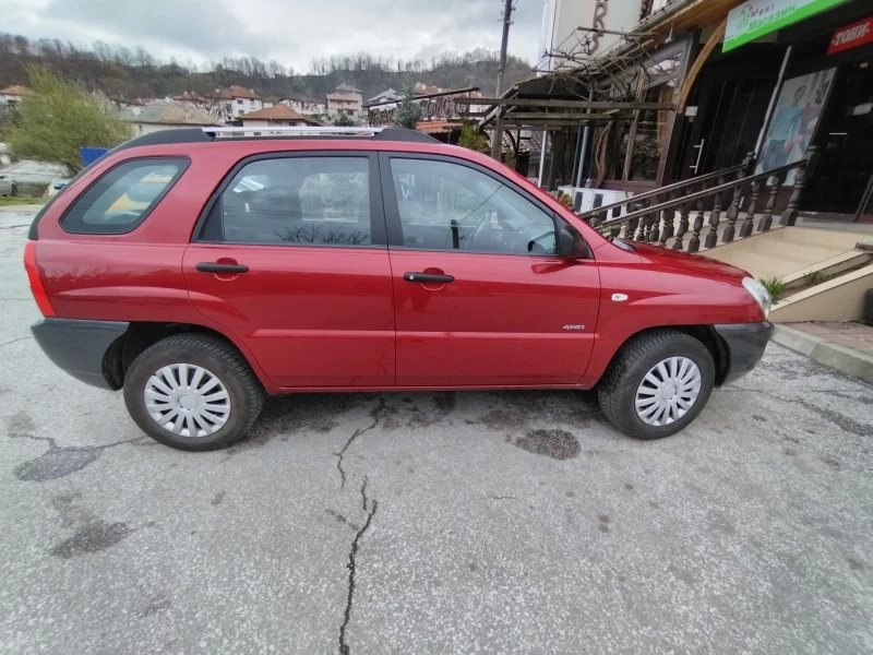 Kia Sportage, снимка 3 - Автомобили и джипове - 52541080