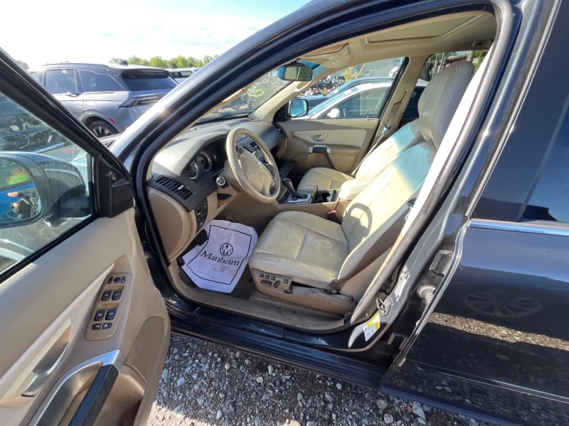 Volvo Xc90 7места регистрирана, снимка 8 - Автомобили и джипове - 51921781