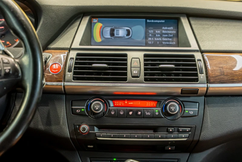 BMW X6 3.0d, снимка 16 - Автомобили и джипове - 52076399