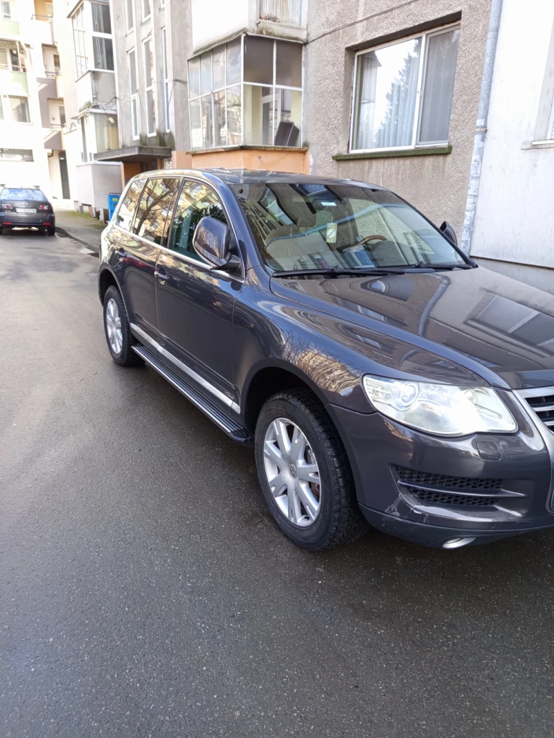 VW Touareg, снимка 2 - Автомобили и джипове - 53523647