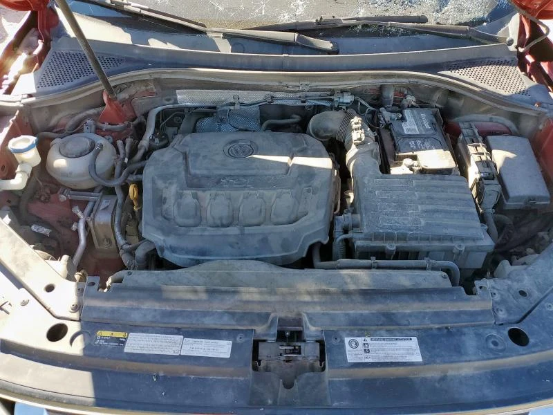 VW Tiguan 2.0L 4 All wheel drive, снимка 4 - Автомобили и джипове - 53598724