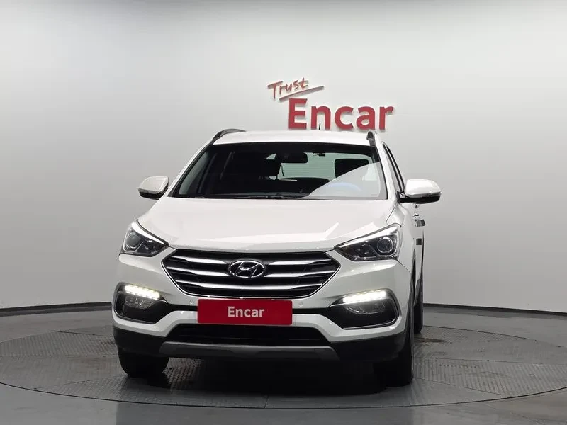 Hyundai Santa fe 2.0, снимка 3 - Автомобили и джипове - 54871496