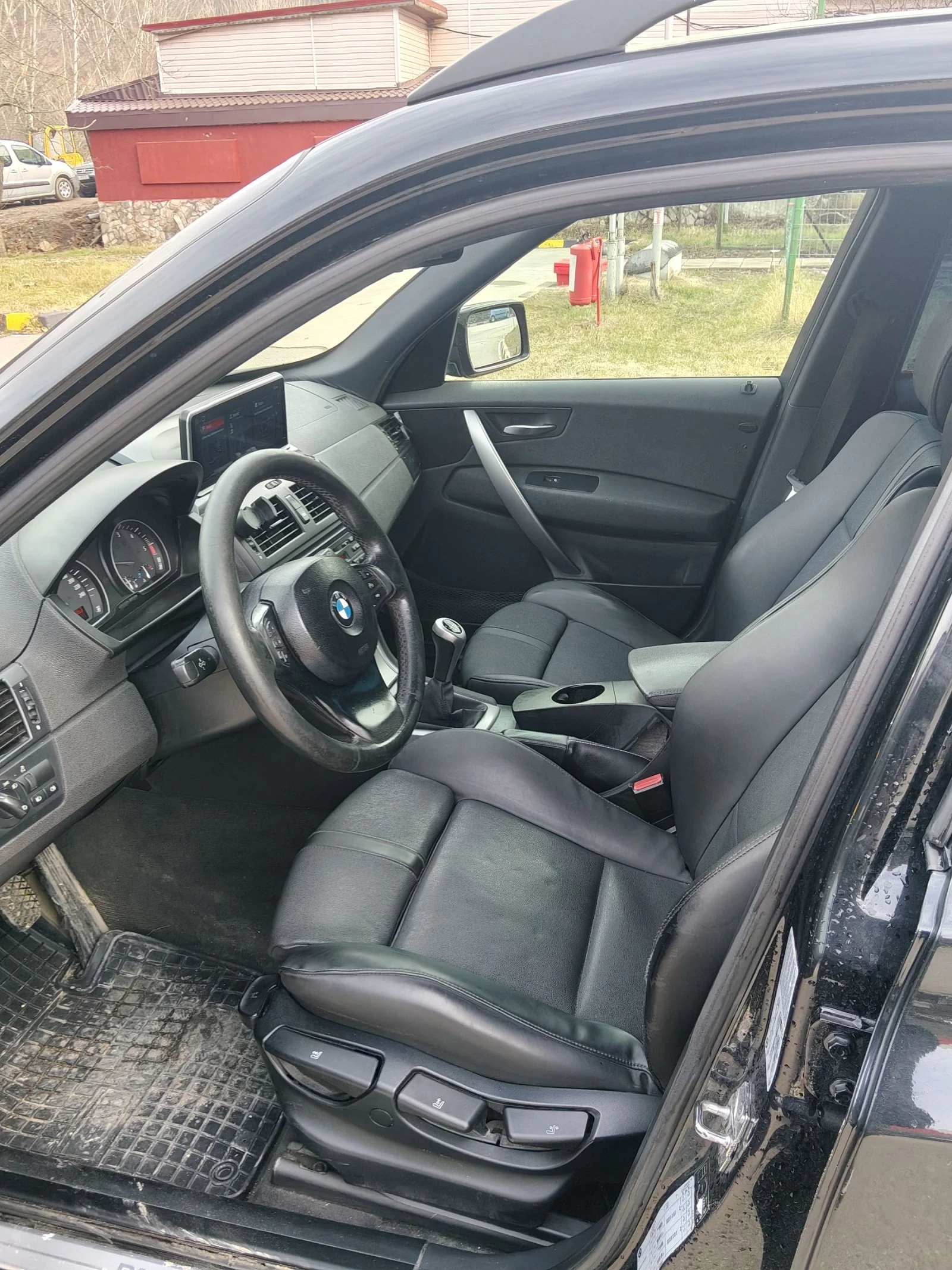 BMW X3 2.0 - изображение 8