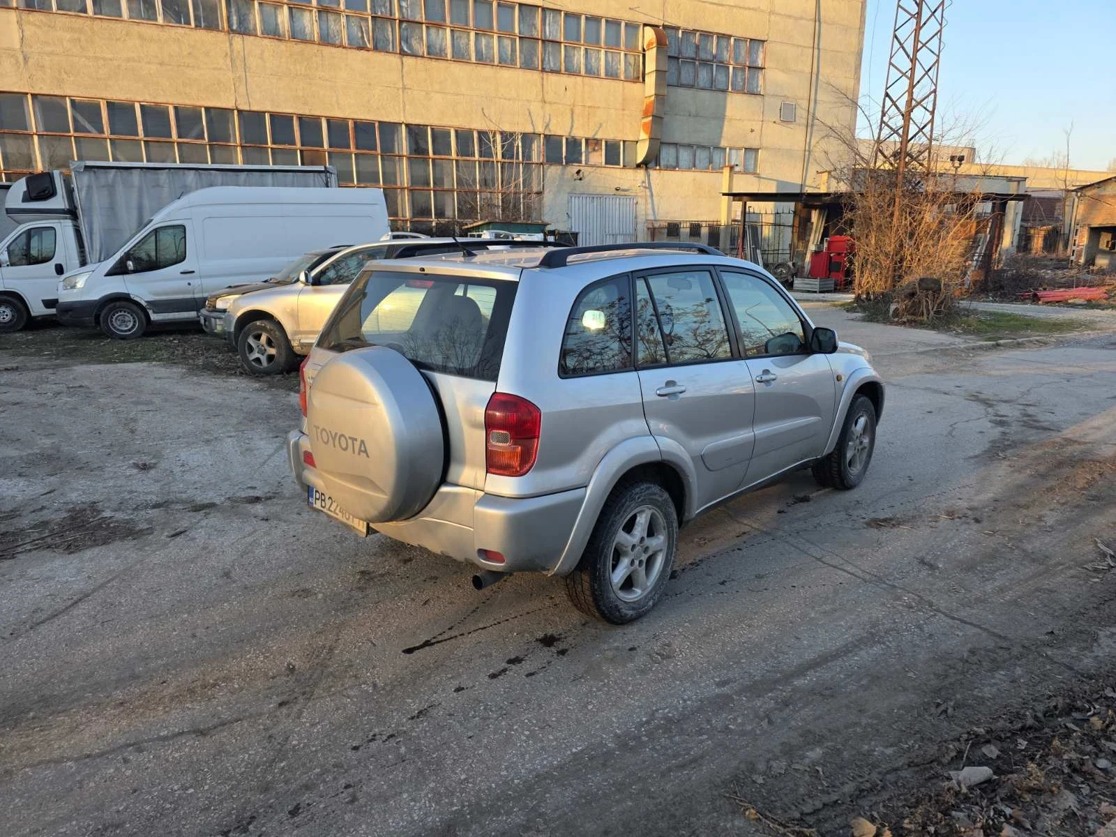 Toyota Rav4  - изображение 6