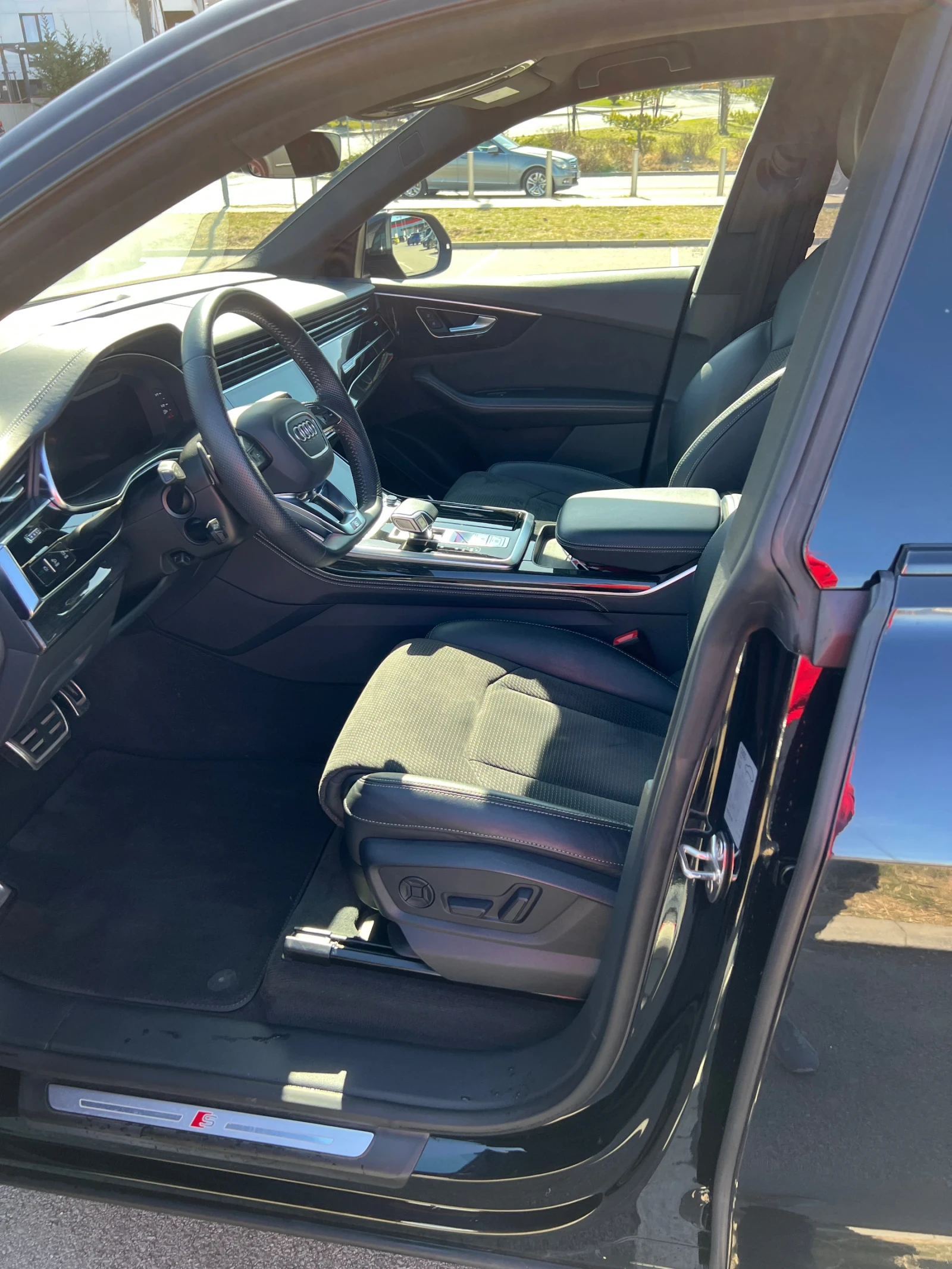 Audi Q8 50TDI, снимка 5 - Автомобили и джипове - 53781029