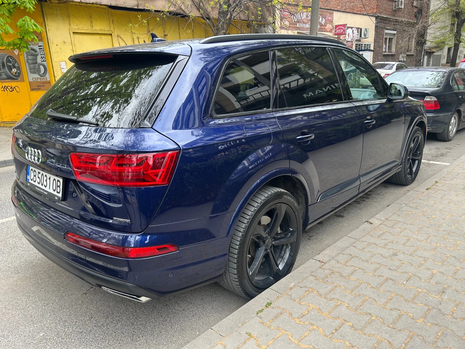 Audi Q7, снимка 3 - Автомобили и джипове - 54219284