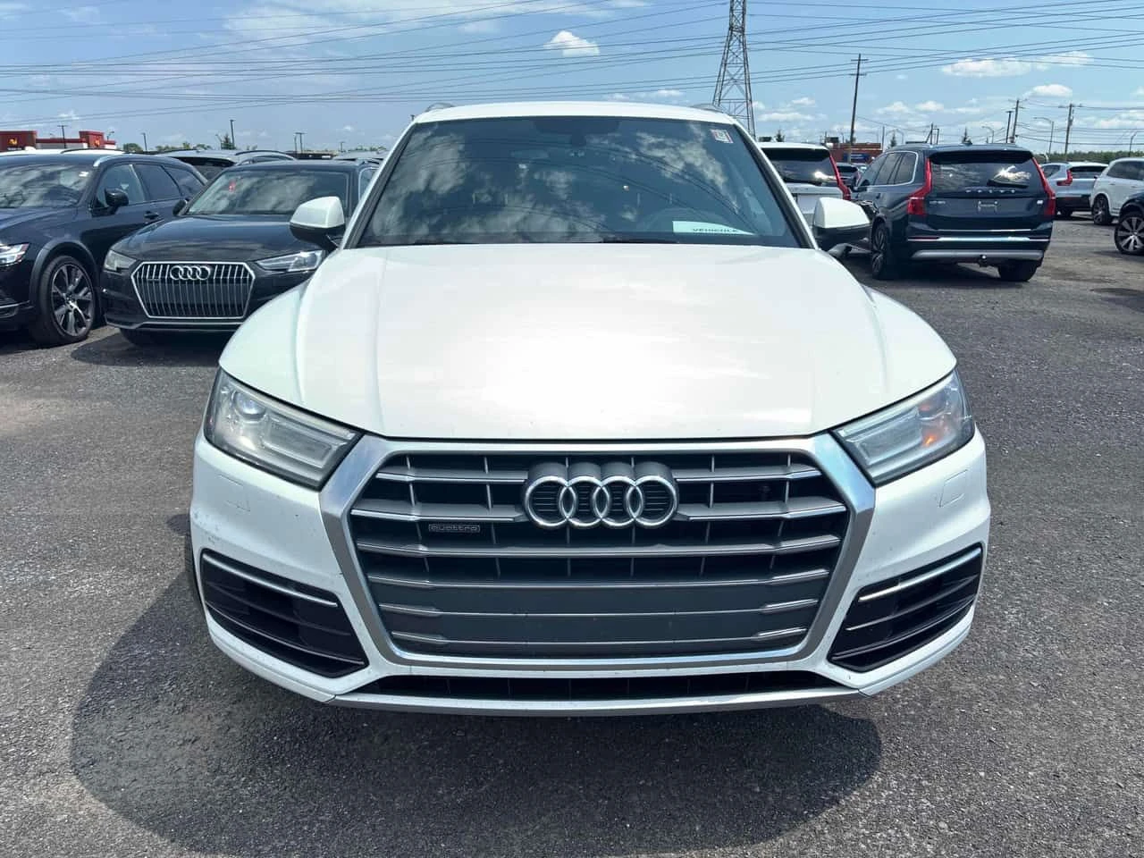 Audi Q5 KOMFORT QUATTRO * ПЪРВИ СОБСТВЕНИК* КЛИП НА МОТОРА, снимка 2 - Автомобили и джипове - 55359159