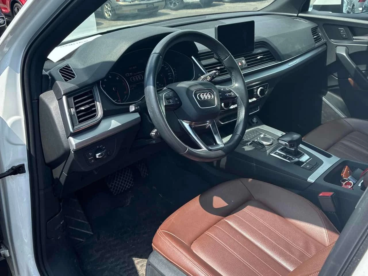 Audi Q5 KOMFORT QUATTRO * ПЪРВИ СОБСТВЕНИК* КЛИП НА МОТОРА, снимка 7 - Автомобили и джипове - 55359159