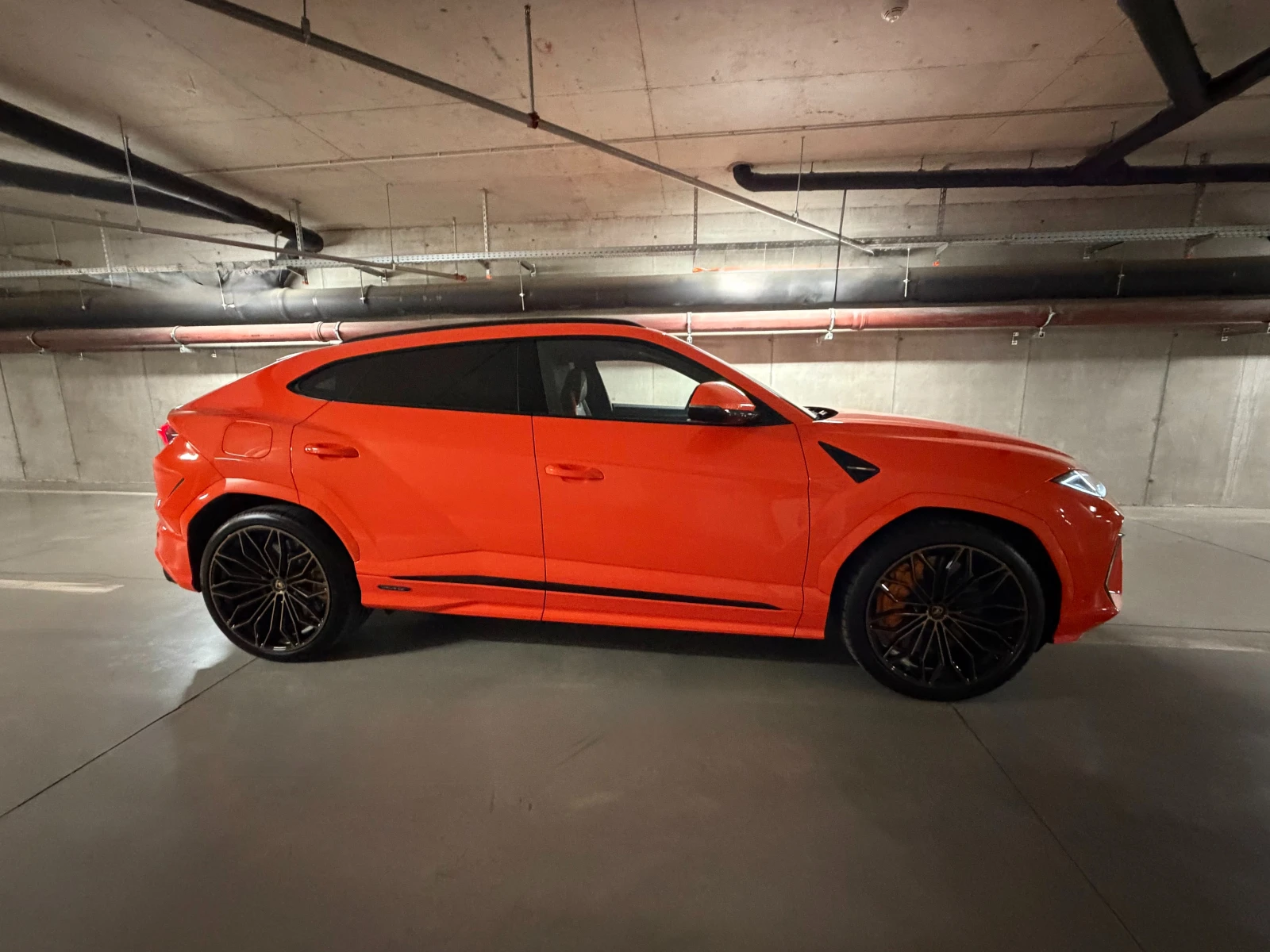 Lamborghini Urus SE* НОВ* Наличен, снимка 4 - Автомобили и джипове - 56290319