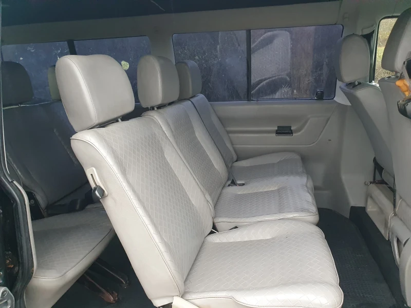 VW Caravelle, снимка 6 - Бусове и автобуси - 49337094