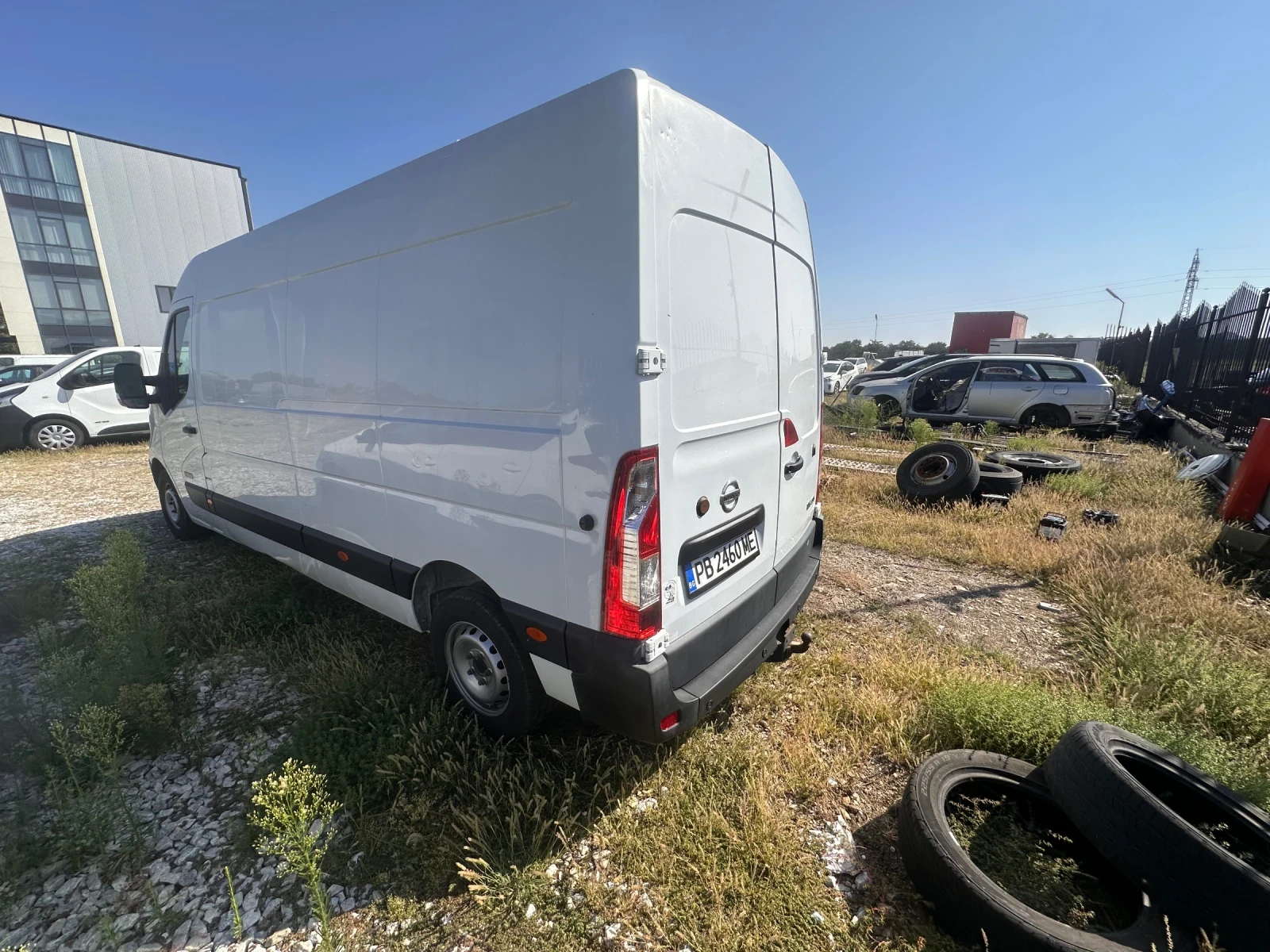 Nissan NV400 2.3 CRDI - изображение 7