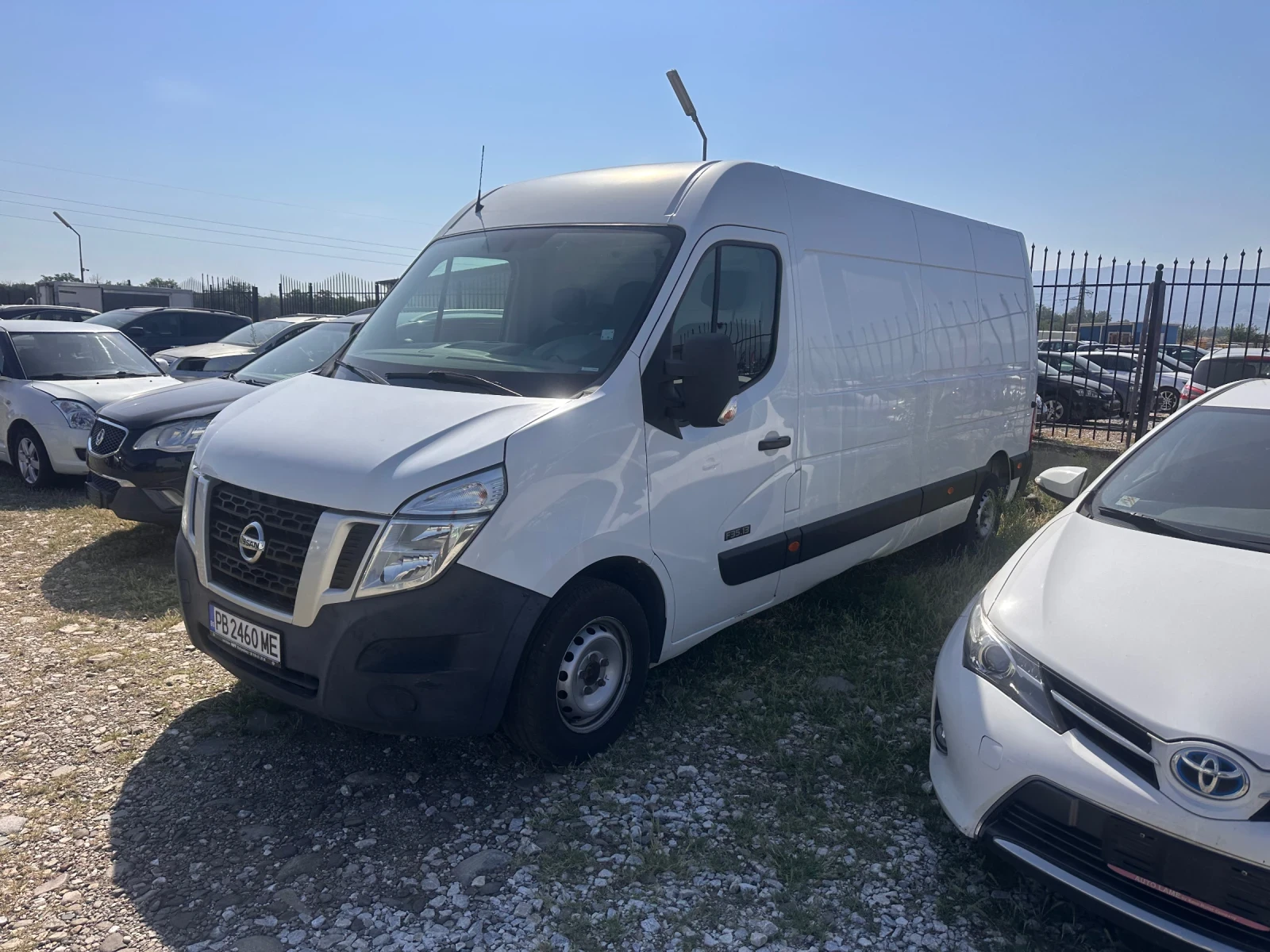 Nissan NV400 2.3 CRDI - изображение 3