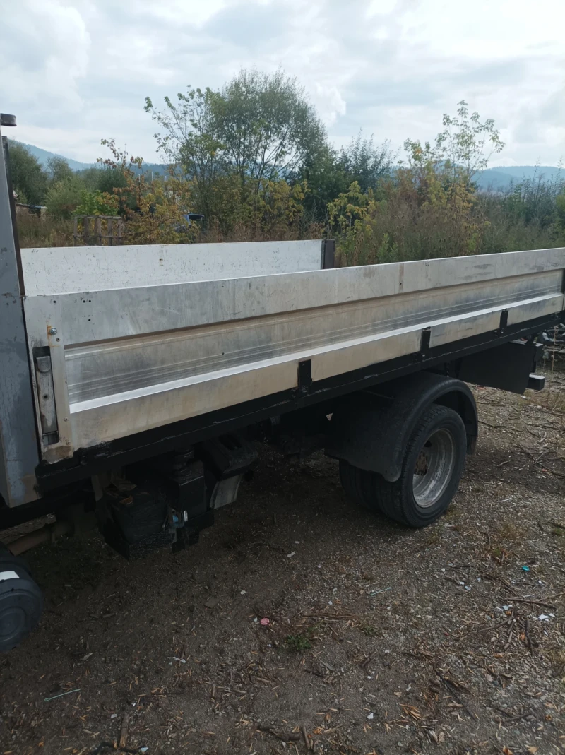 Nissan Atleon В перфектно състояние , снимка 4 - Камиони - 47541708