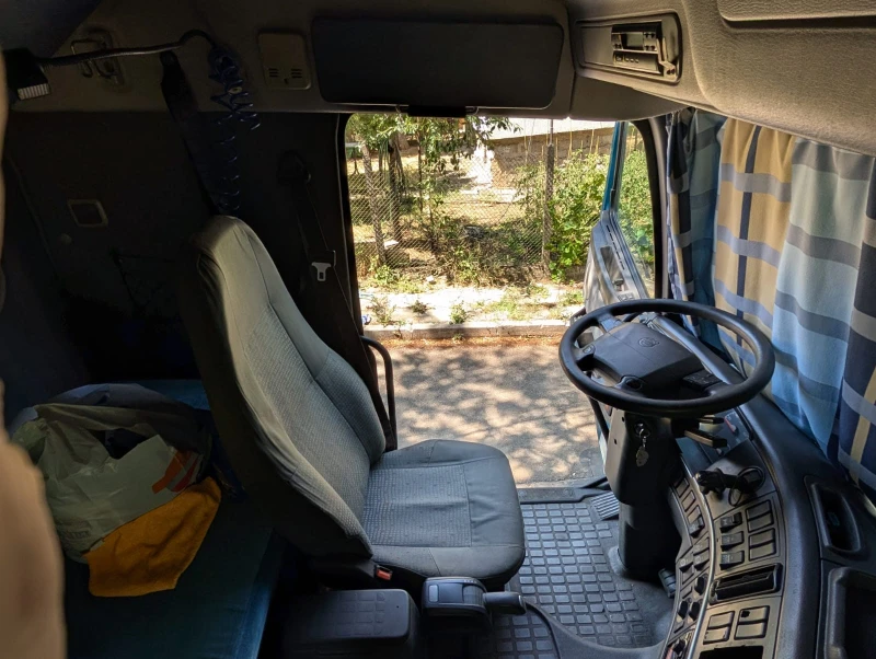 Volvo Fh 12, снимка 6 - Камиони - 52465257