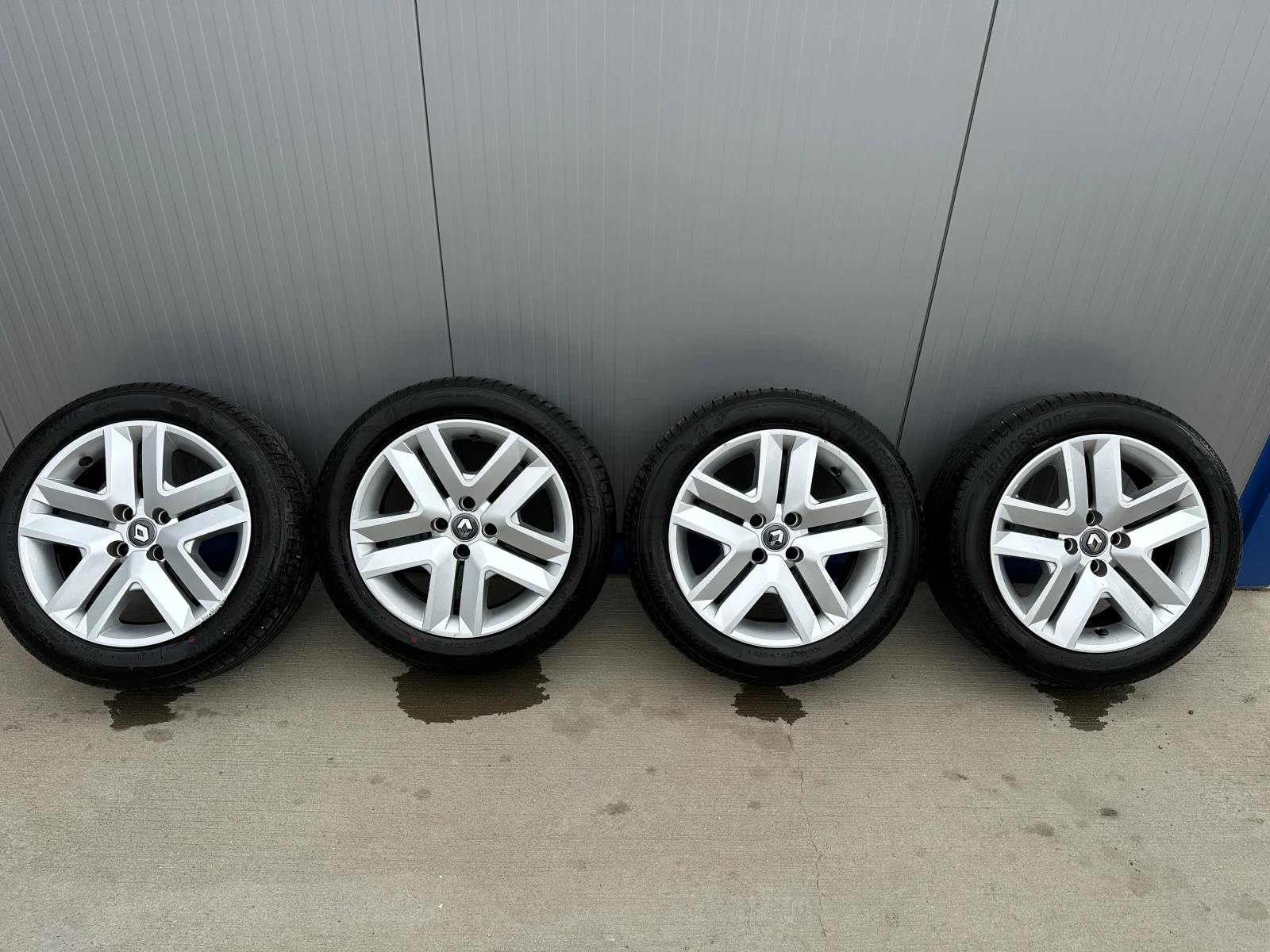 Гуми с джанти 195/55R16 за Renault Clio | Mobile.bg — изображение 1
