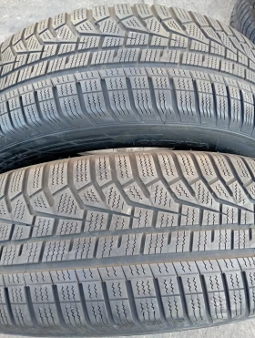 Гуми Зимни 225/70R16, снимка 4 - Гуми и джанти - 48088899