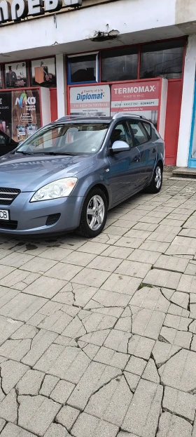 Kia Ceed 1, 6 CRDI, снимка 2