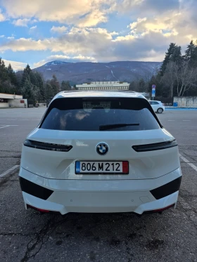 ����� �� �������� �� BMW iX xDrive40 Laser/360/SkyLounge/HK/����������