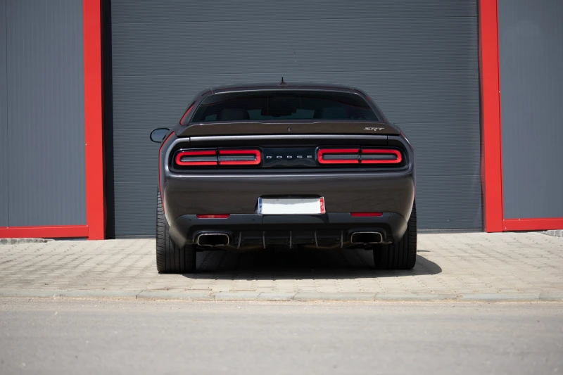 Dodge Challenger SRT 392 6.4 HEMI, снимка 7 - Автомобили и джипове - 47233415