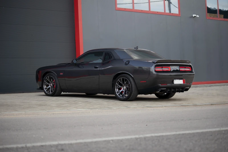 Dodge Challenger SRT 392 6.4 HEMI, снимка 9 - Автомобили и джипове - 47233415