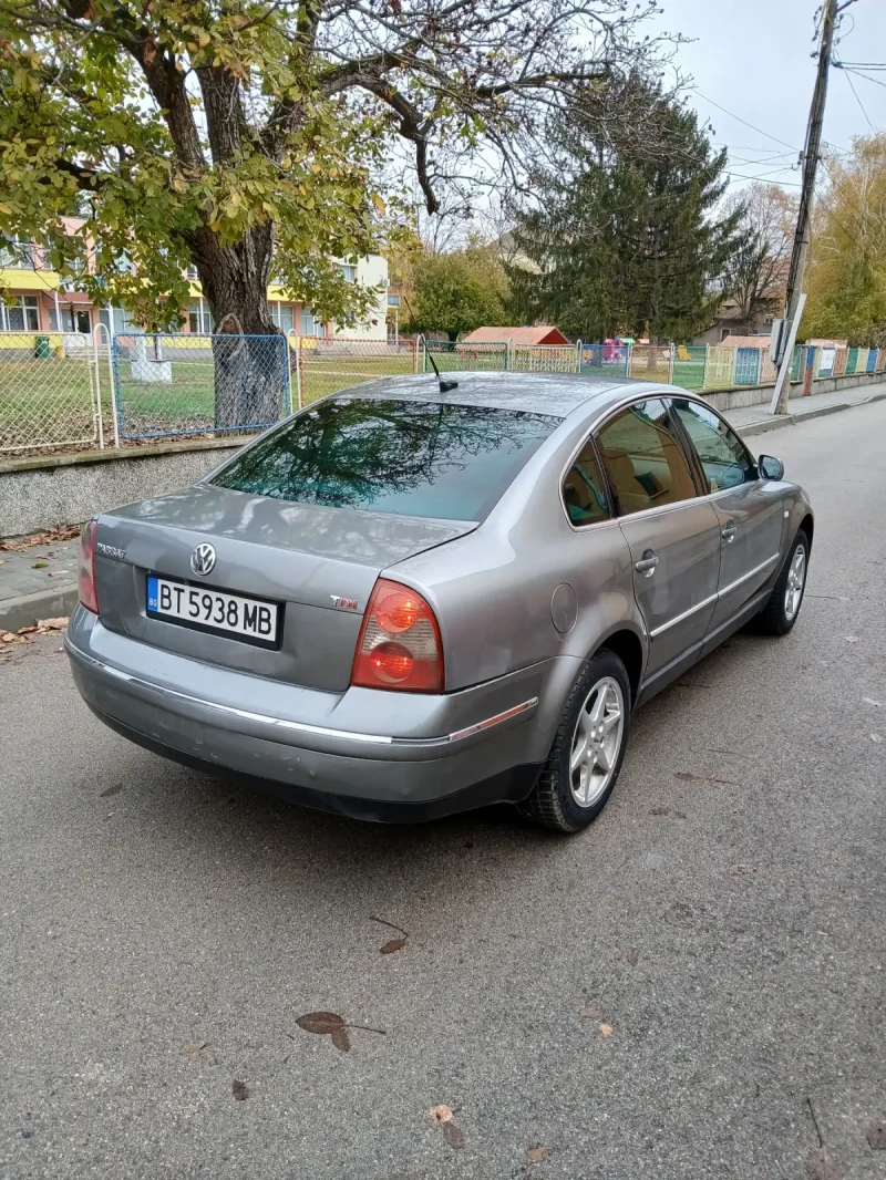 VW Passat 1.9TDI 131КС 6СК НОВИ ЗИМНИ ГУМИ , снимка 3 - Автомобили и джипове - 47966096