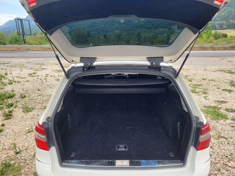 Mercedes-Benz E 220 2.2CDi, снимка 11 - Автомобили и джипове - 51456441