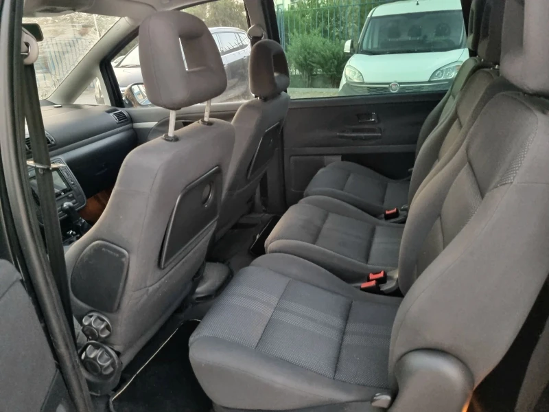 VW Sharan 7 места!, снимка 6 - Автомобили и джипове - 51630589