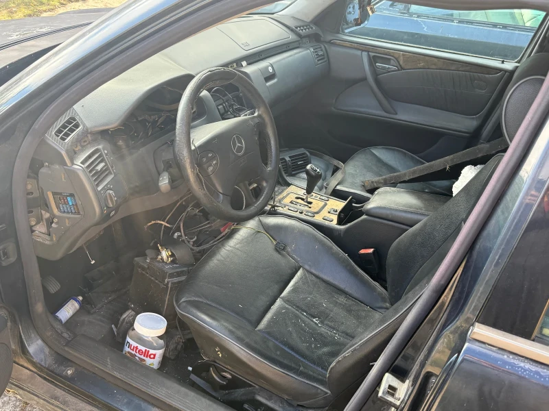 Mercedes-Benz E 320 CDI AVANTGARDE на части, снимка 4 - Автомобили и джипове - 51954129