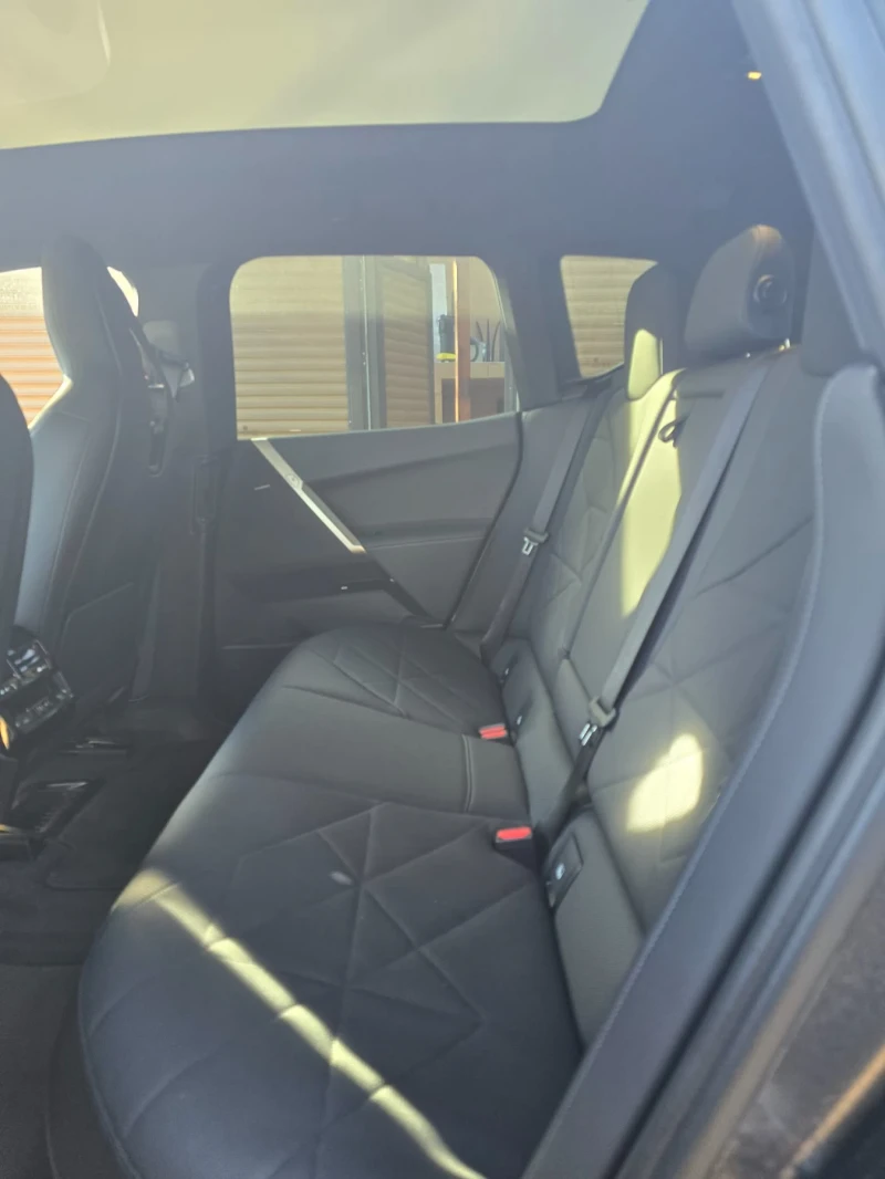 BMW iX xDrive40 Laser/360/SkyLounge/HK/СЕРТИФИКАТ, снимка 13 - Автомобили и джипове - 52405254
