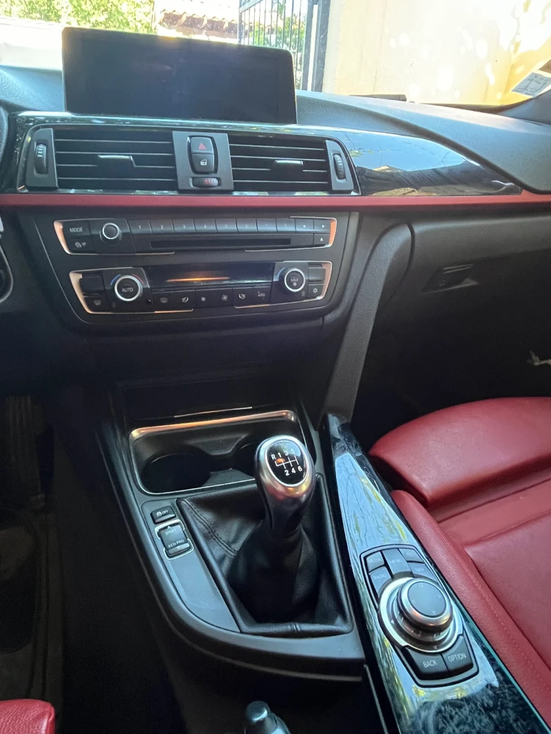 BMW 320, снимка 9 - Автомобили и джипове - 52611986