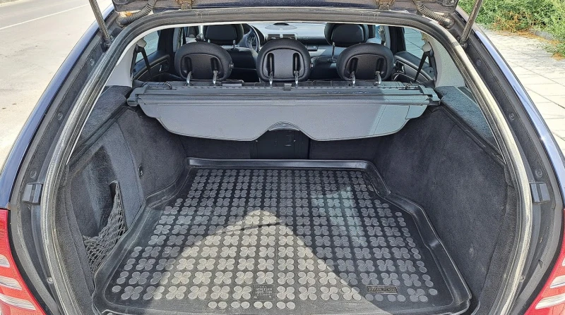 Mercedes-Benz 230, снимка 13 - Автомобили и джипове - 52789231