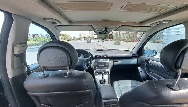 Mercedes-Benz 230, снимка 12 - Автомобили и джипове - 52789231