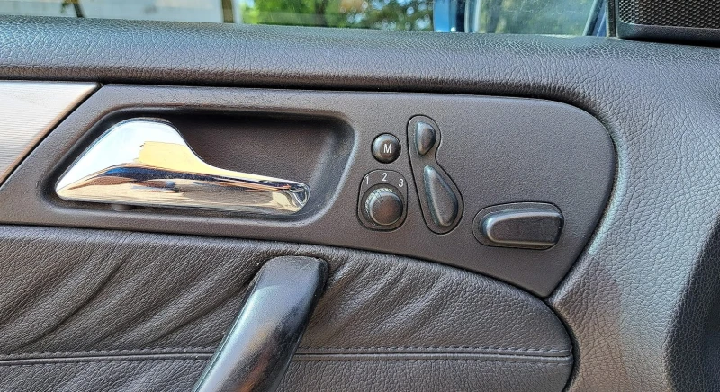 Mercedes-Benz 230, снимка 6 - Автомобили и джипове - 52789231