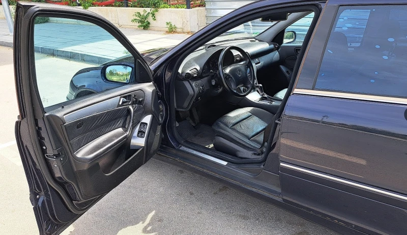 Mercedes-Benz 230, снимка 5 - Автомобили и джипове - 52789231