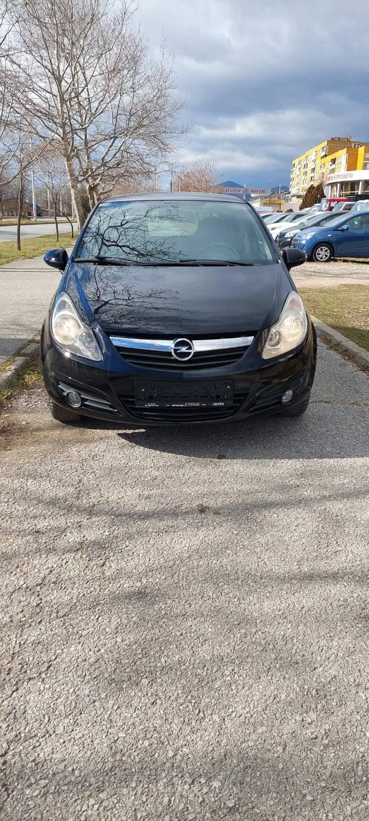 Opel Corsa 1.3 cdti клима, снимка 1 - Автомобили и джипове - 43989511