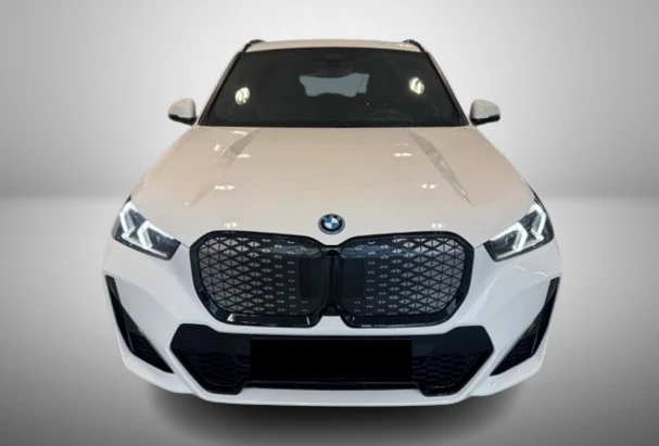 BMW iX1 xDrive30 = M-Sport= Гаранция - 90500 лв. - 88554150 1