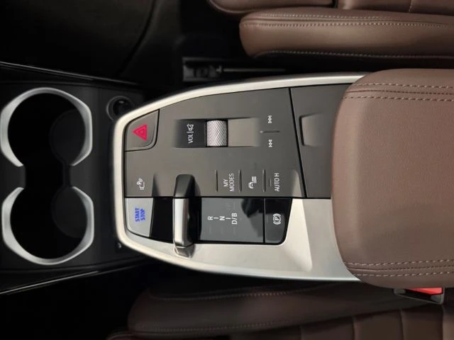 BMW iX1 xDrive30 = M-Sport= Гаранция - изображение 8