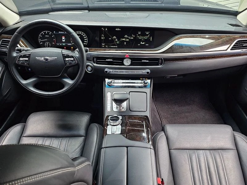 Genesis G90 3.3 Automatic, снимка 9 - Автомобили и джипове - 55606079