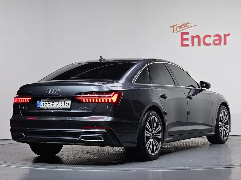 Audi A6 2.0 TFSI Quattro - САМО 30% АВАНС, снимка 2 - Автомобили и джипове - 56293777