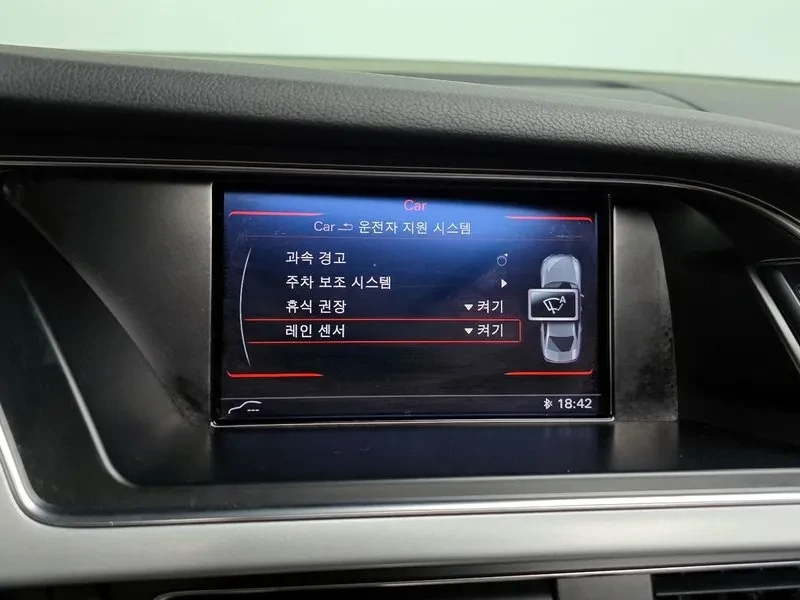 Audi A4 30 Tdi B8, снимка 16 - Автомобили и джипове - 56514566