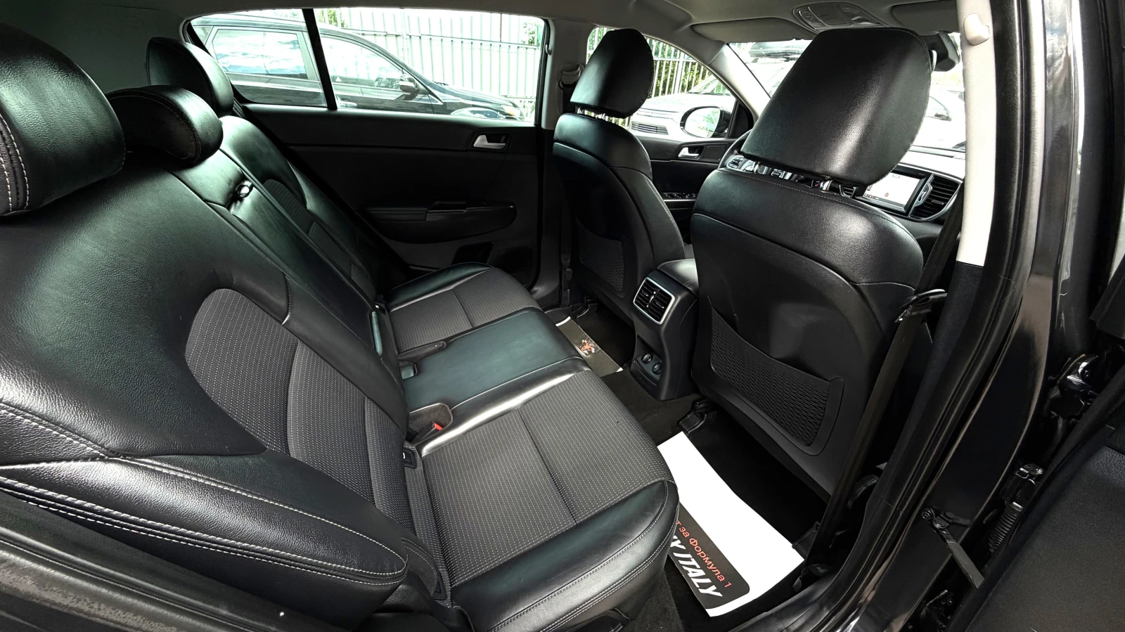 Kia Sportage 1.7CRDi* 116hp* 2017год.* Apple* CarPlay* * * , снимка 10 - Автомобили и джипове - 43337363
