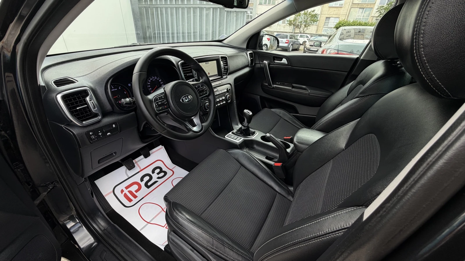 Kia Sportage 1.7CRDi* 116hp* 2017год.* Apple* CarPlay* * * , снимка 13 - Автомобили и джипове - 43337363