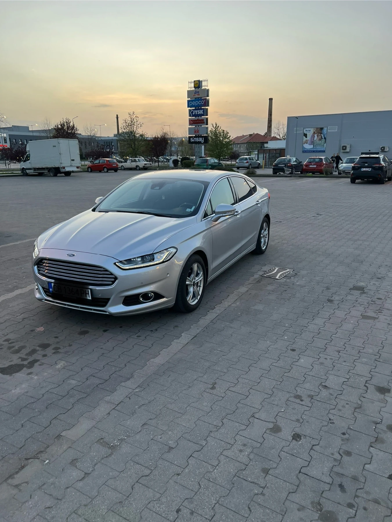 Ford Mondeo Titanium-LED - изображение 2